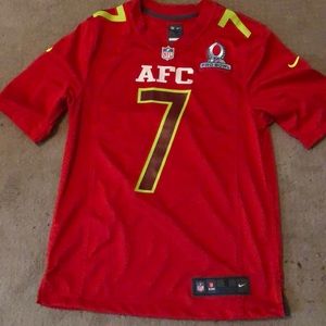 Men’s small Nike pro bowl jersey afc